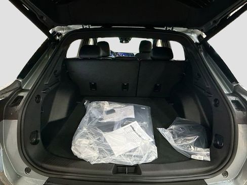 New 2026 Chevrolet Equinox EV LT image 26