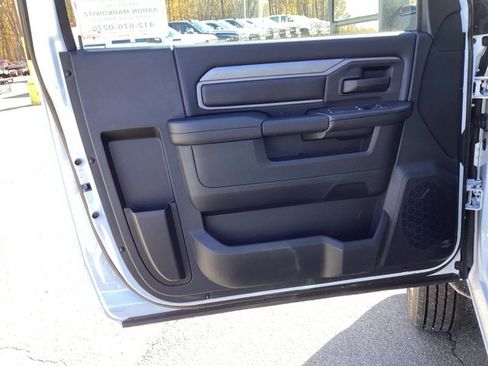 New 2026 RAM 5500 Tradesman w/ Chrome Appearance Group image 14