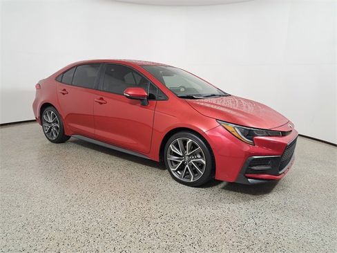 Used 2021 Toyota Corolla SE image 4