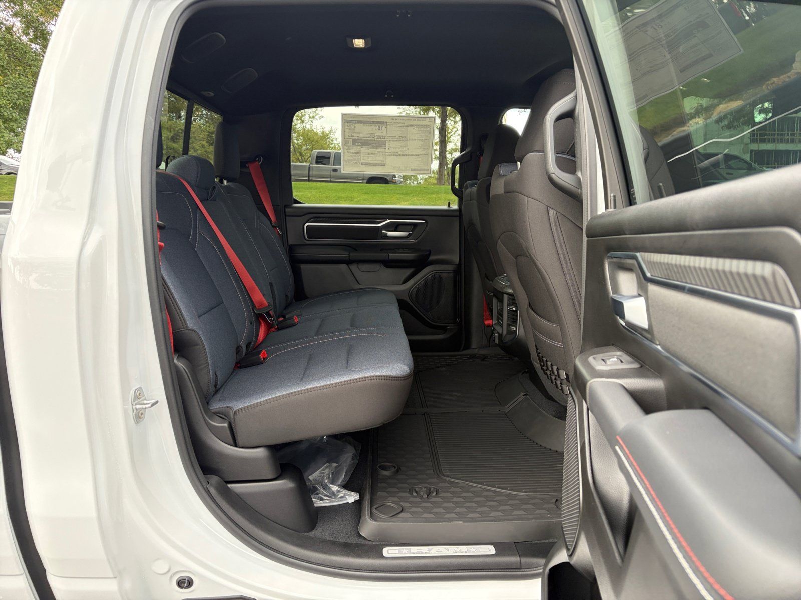 New 2026 RAM 1500 Big Horn AWD/4WD image 25