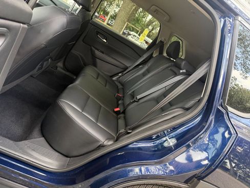 Used 2026 Nissan Rogue SL FWD image 27