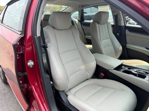 Used 2018 Honda Accord EX-L image 18