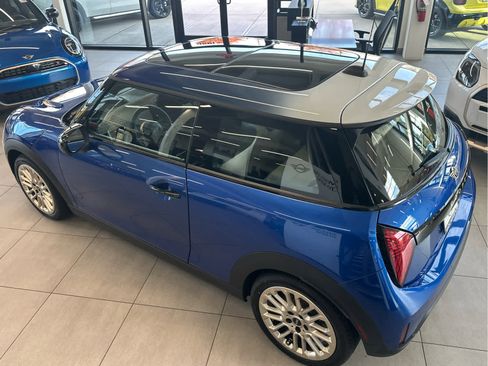Used 2025 MINI Cooper S image 8