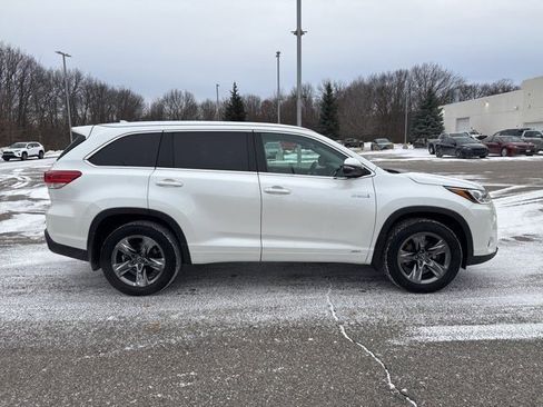 Used 2018 Toyota Highlander Limited Platinum image 13