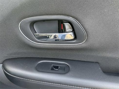 Used 2022 Honda HR-V EX image 20