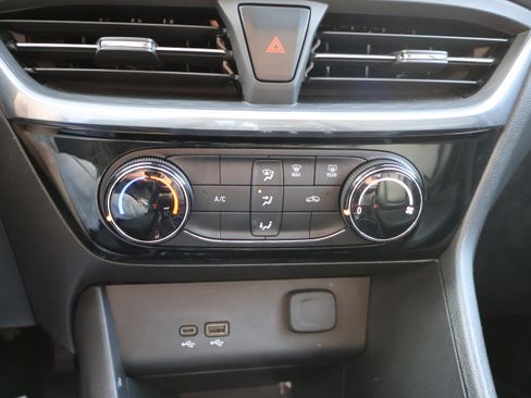 Used 2024 Buick Encore GX Sport Touring image 26