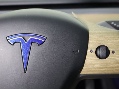 Used 2020 Tesla Model 3 Long Range AWD/4WD image 10