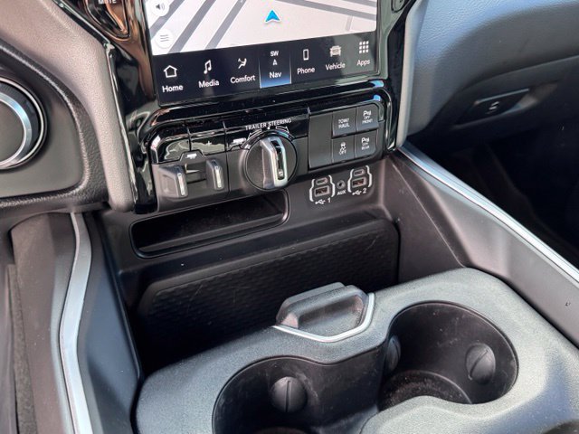 Used 2023 RAM 1500 Big Horn AWD/4WD image 30
