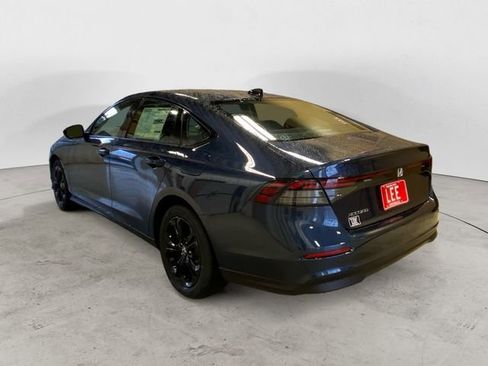 New 2025 Honda Accord SE image 3