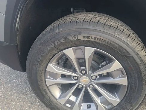 Used 2025 Chevrolet Equinox LT image 13