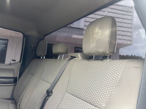 Used 2022 Ford F250 XLT w/ XLT Value Package AWD/4WD image 4