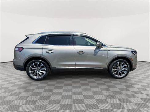 Certified 2023 Lincoln Nautilus Reserve w/ Equipment Group 201A AWD/4WD image 8