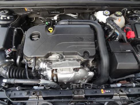 Used 2023 Chevrolet Malibu LT FWD image 32