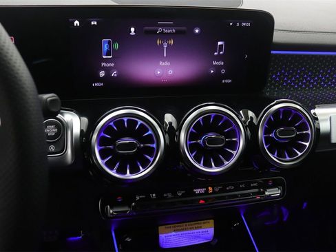 New 2026 Mercedes-Benz GLB 35 AMG 4MATIC image 6