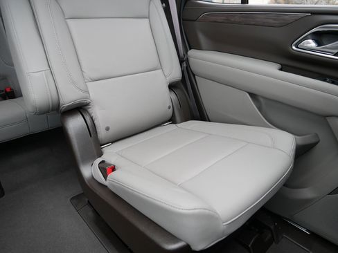 Used 2021 Chevrolet Tahoe LT image 14