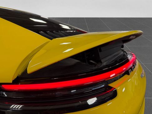 Used 2020 Porsche 911 Carrera S RWD image 46