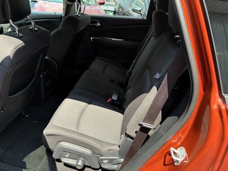 Used 2014 Dodge Journey SXT w/ Flexible Seating Group AWD/4WD image 13
