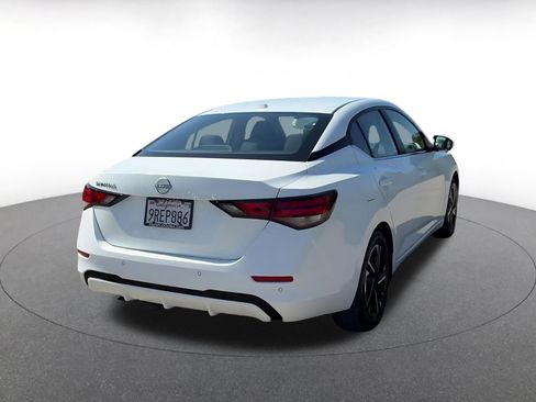 Used 2025 Nissan Sentra SV FWD image 14