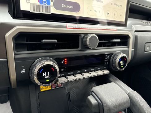 New 2025 Toyota Tacoma TRD Off-Road image 20