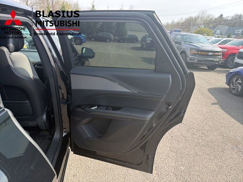Used 2024 Cadillac Lyriq Tech AWD/4WD image 37