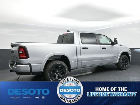 New 2026 RAM 1500 4x4 Crew Cab image 8