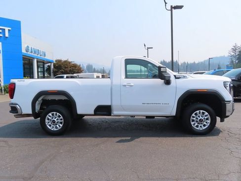 Used 2024 GMC Sierra 2500 SLE w/ SLE Convenience Package AWD/4WD image 11