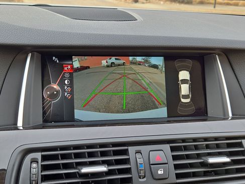 Used 2015 BMW 528i 528i Premium image 18