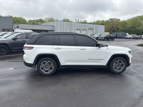 Used 2022 Jeep Grand Cherokee Trailhawk AWD/4WD image 31
