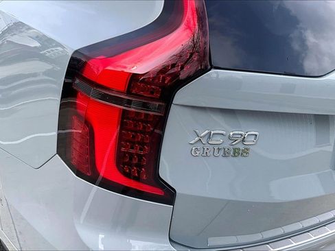 New 2026 Volvo XC90 T8 Ultra w/ Lounge Package AWD/4WD image 43