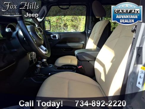 Used 2020 Jeep Wrangler Unlimited Sahara w/ Cold Weather Group image 14