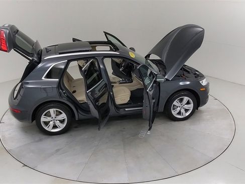 Used 2019 Audi Q5 Prestige w/ Prestige Package image 47