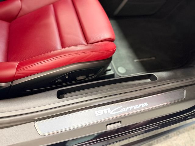 Used 2021 Porsche 911 Carrera RWD image 31