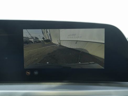 Used 2024 Cadillac Lyriq Luxury image 54