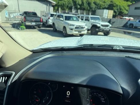 Used 2020 RAM 2500 Big Horn w/ Level 1 Equipment Group AWD/4WD image 51