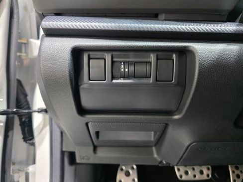Certified 2025 Subaru Crosstrek 2.5i Sport AWD/4WD image 18