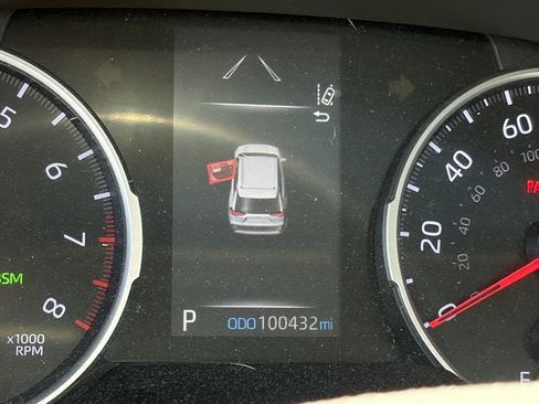 Certified 2019 Toyota RAV4 XLE Premium w/ All Weather Liner Package FWD image 7