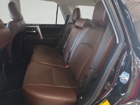 Used 2015 Toyota 4Runner Limited w/ Four Season Floor Mat Package AWD/4WD image 26