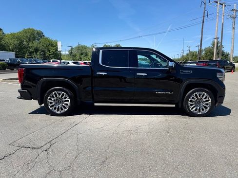 Used 2024 GMC Sierra 1500 Denali Ultimate AWD/4WD image 7