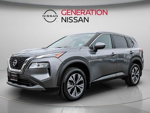 Certified 2023 Nissan Rogue SV image 3