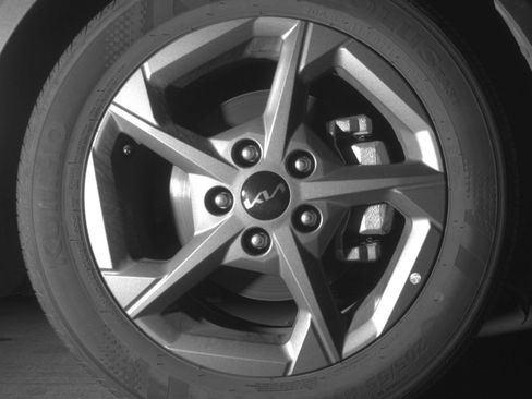 Used 2025 Kia K4 FWD image 16