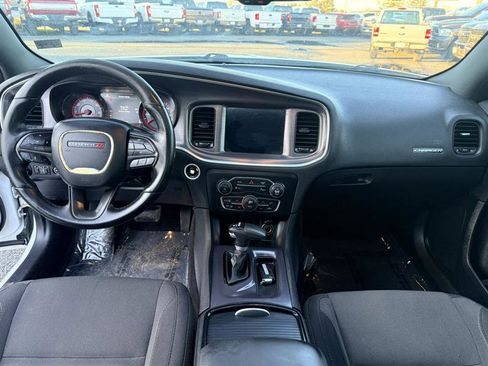 Used 2017 Dodge Charger SXT w/ Blacktop Package image 23