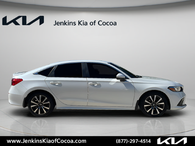 Used 2024 Honda Civic EX image 3