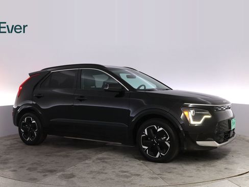 Used 2023 Kia Niro Wind FWD image 14