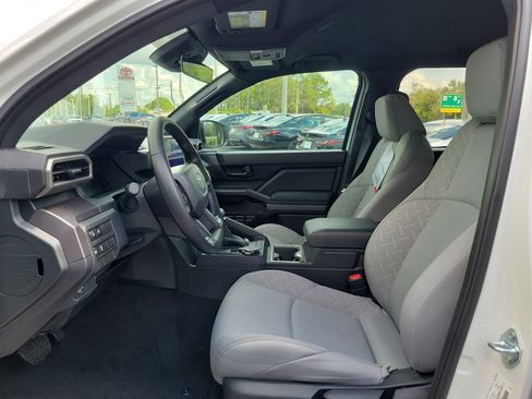 New 2025 Toyota Tacoma SR5 image 19