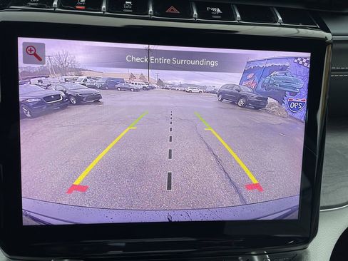 Used 2023 Jeep Grand Cherokee Overland image 20