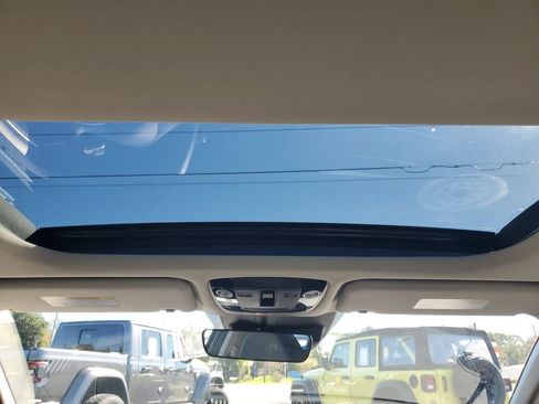 New 2026 Kia K5 EX image 18