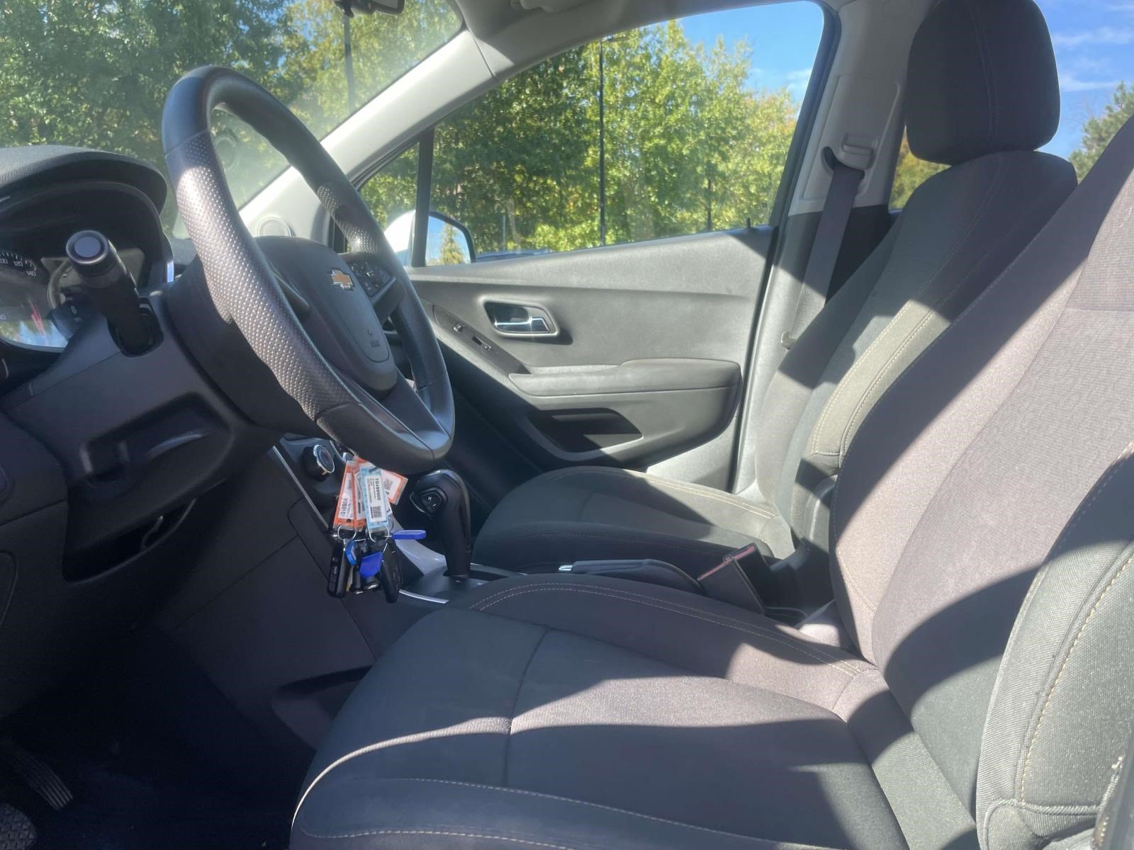 Used 2020 Chevrolet Trax LS w/ Tint and Cruise Package FWD image 13