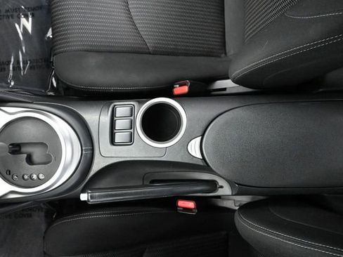 Used 2016 Nissan 370Z Coupe image 28