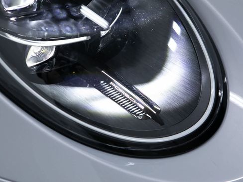 New 2026 Porsche 911 GT3 image 28