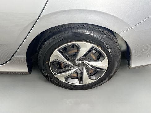 Used 2019 Honda Civic LX image 36